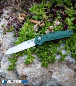 Benchmade 940 Osborne AXIS Lock Knife Green (3.4" Satin) -Benchmade Benchmade Osborne AXIS Lock Knife Green Satin 940 BHQ0160 kp rock green web